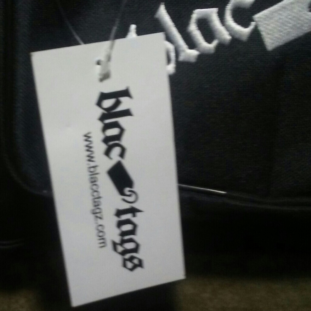BlacTags Unisex Waterproof Backpack - Picture 8 of 8